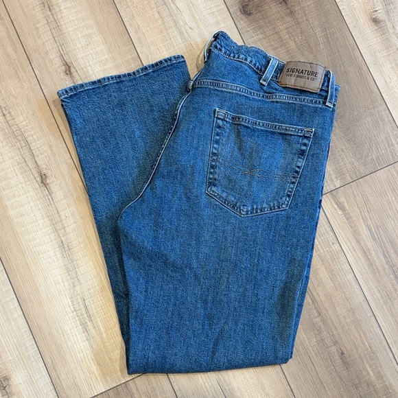 Signature by Levi Strauss Other - Signature by Levi Strauss Men's S61 Relaxed Fit Jeans in Deep Blue